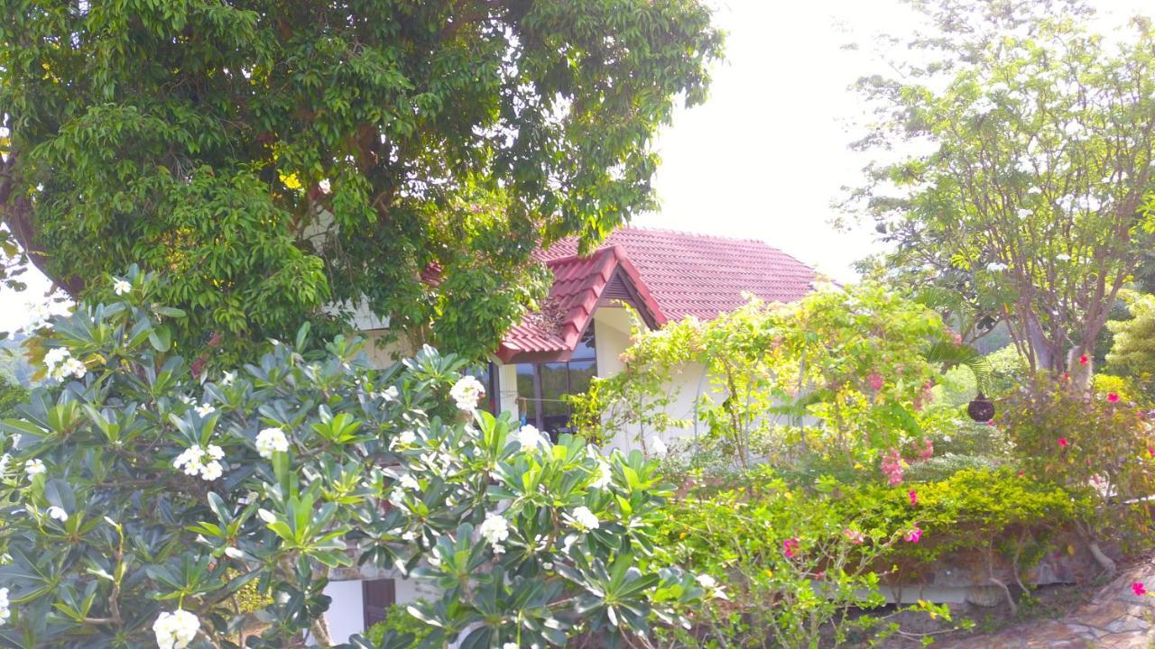 Lemongarden Hotel Koh Lanta Bagian luar foto