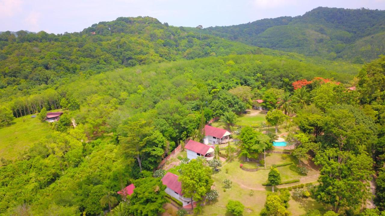 Lemongarden Hotel Koh Lanta Bagian luar foto