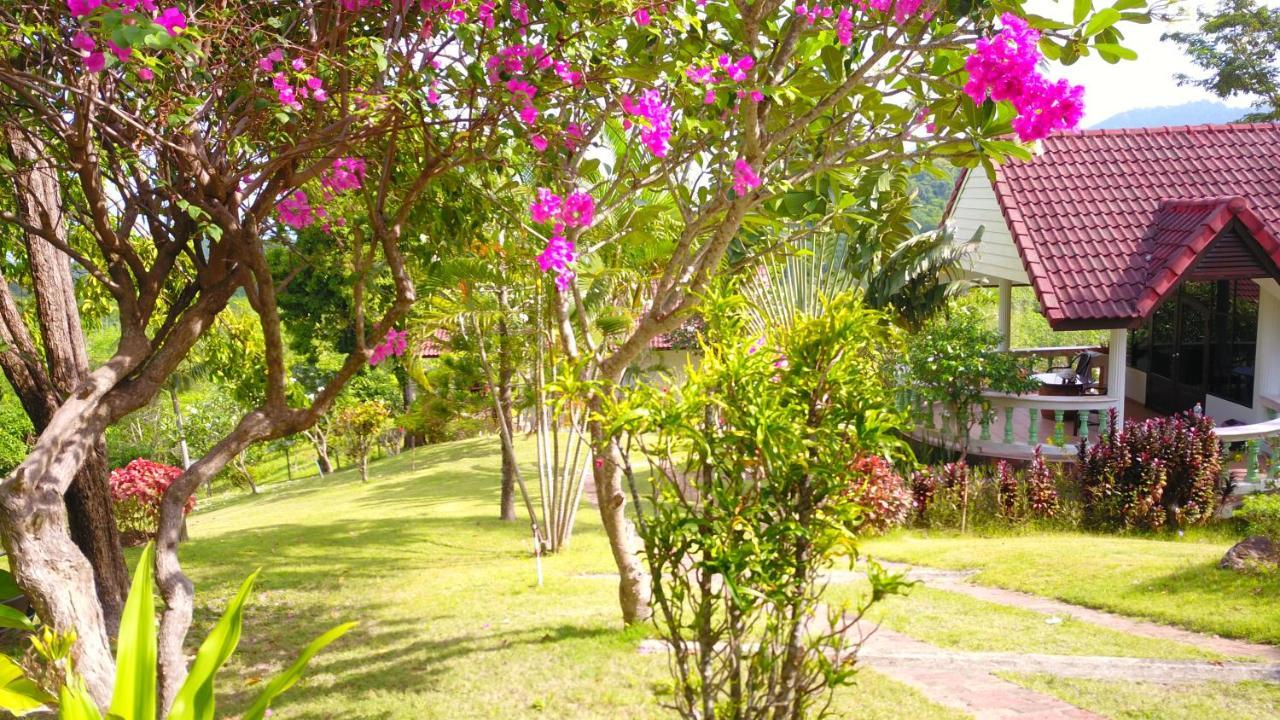 Lemongarden Hotel Koh Lanta Bagian luar foto