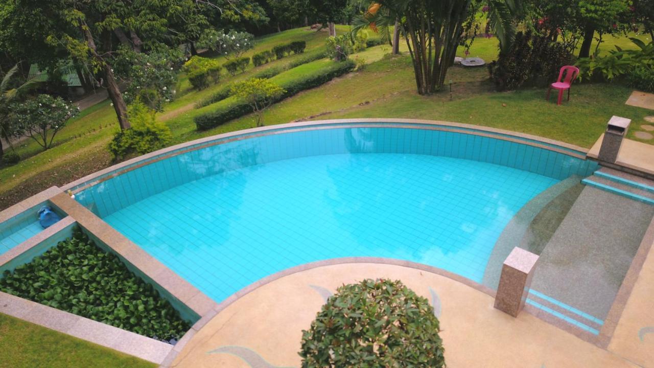 Lemongarden Hotel Koh Lanta Bagian luar foto